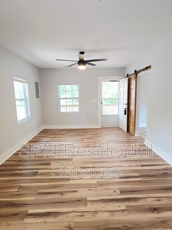 Close to UNCW and Wrightsville Beach, Parcel fenced in backyard property image