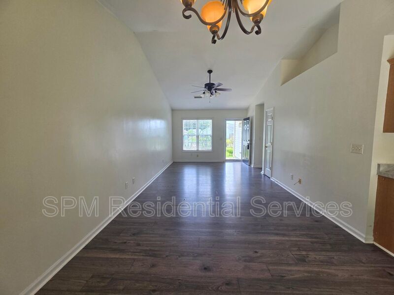 3 Bedroom - Pet Friendly - Big Yard property image