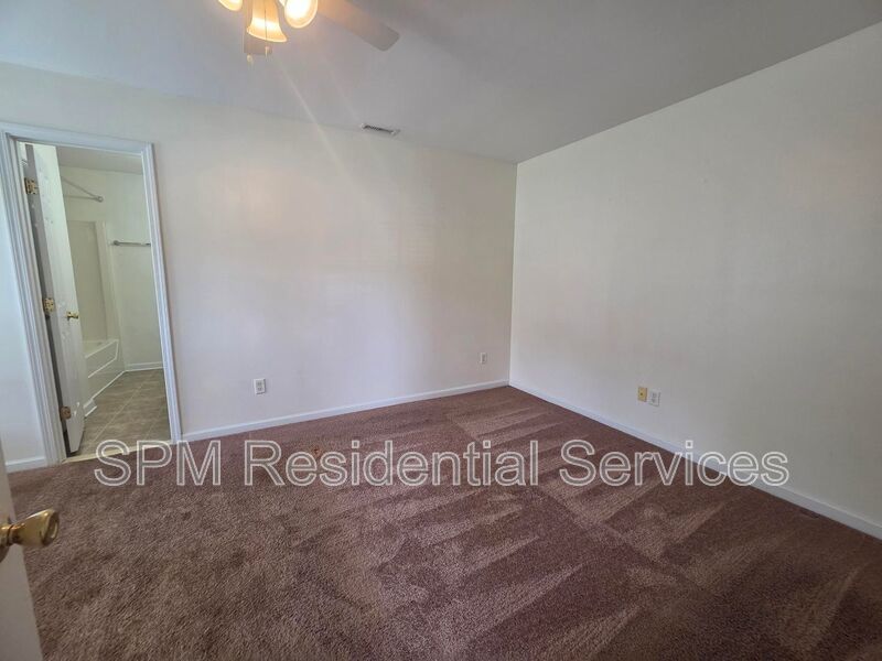 3 Bedroom - Pet Friendly - Big Yard property image