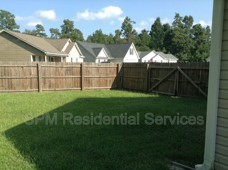 3 Bedroom - Pet Friendly - Big Yard property image