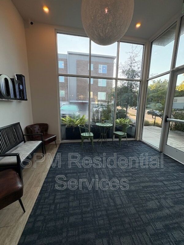 1st Floor Close to Brooklyn Arts District property image