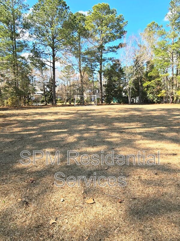 Community Pools, Pickle Ball, Basketball, Playground, Tennis court, and so much more. property image