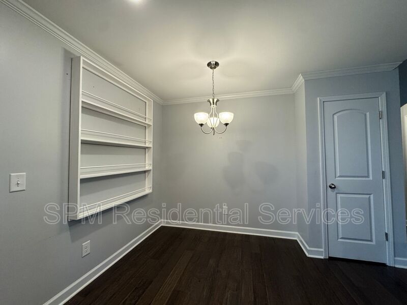 Windsor Park - Community Pool, Washer & Dryer Included, Fenced In Backyard property image