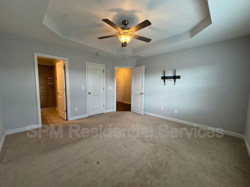Windsor Park - Community Pool, Washer & Dryer Included, Fenced In Backyard property image