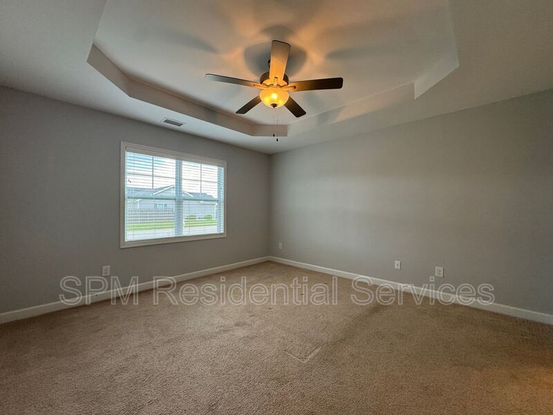Windsor Park - Community Pool, Washer & Dryer Included, Fenced In Backyard property image