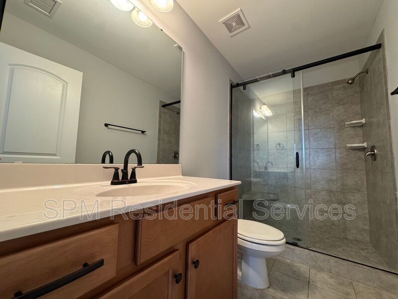 Windsor Park - Community Pool, Washer & Dryer Included, Fenced In Backyard property image