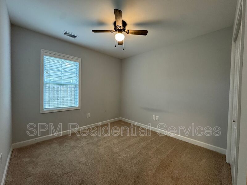 Windsor Park - Community Pool, Washer & Dryer Included, Fenced In Backyard property image