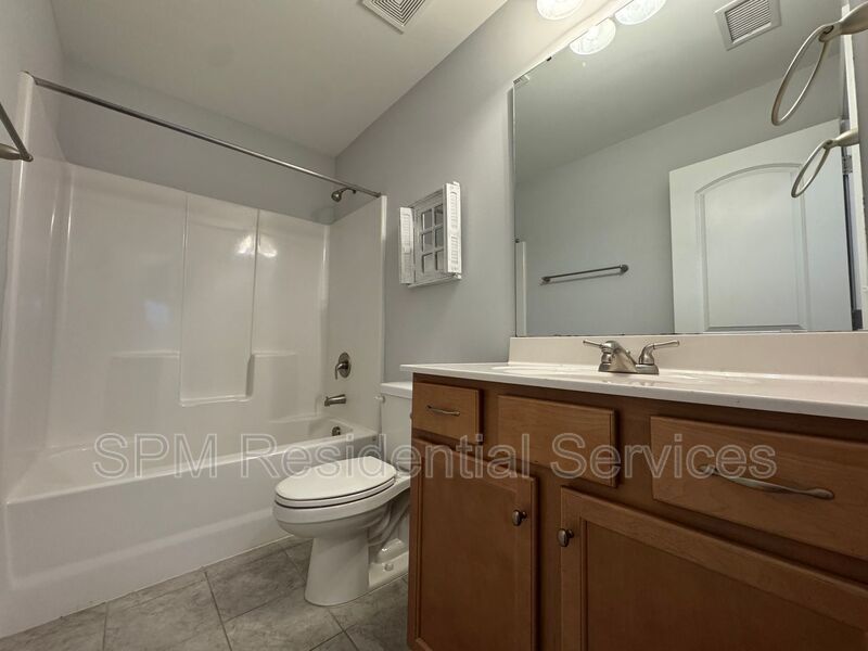 Windsor Park - Community Pool, Washer & Dryer Included, Fenced In Backyard property image