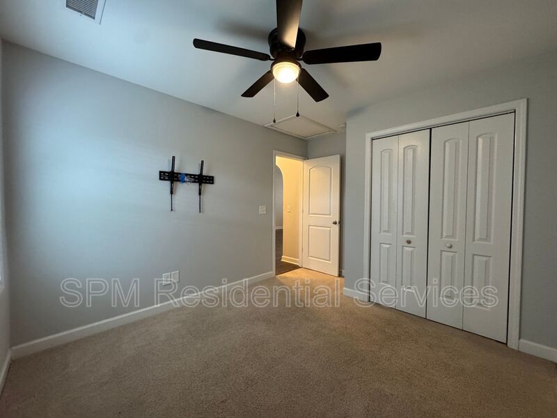 Windsor Park - Community Pool, Washer & Dryer Included, Fenced In Backyard property image