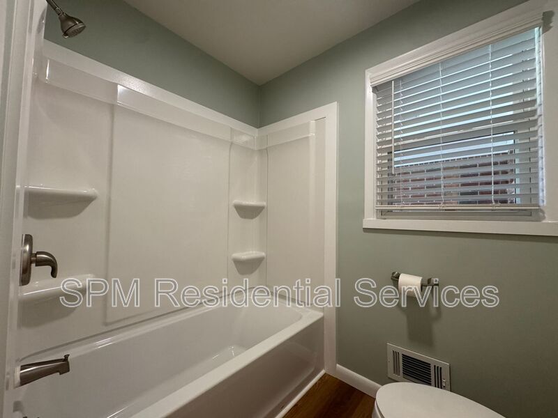 Murrayville - New Stainless Steel Appliances, Washer & Dryer Included, Large Yard property image