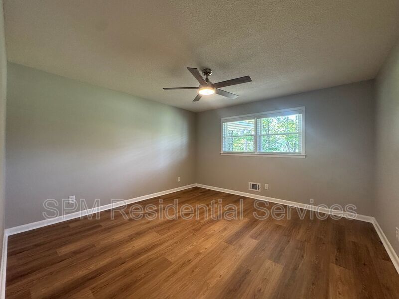 Murrayville - New Stainless Steel Appliances, Washer & Dryer Included, Large Yard property image