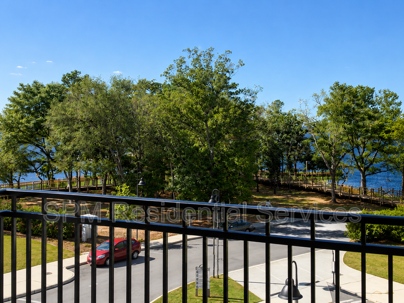 Riverlights, Elevator, Pool/Gym property image