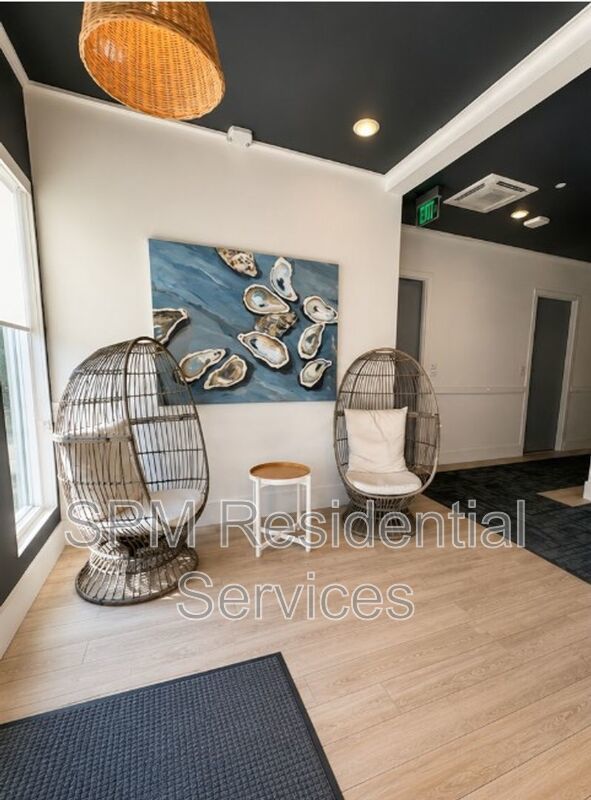2nd Floor Castle Street, Close to CFCC property image