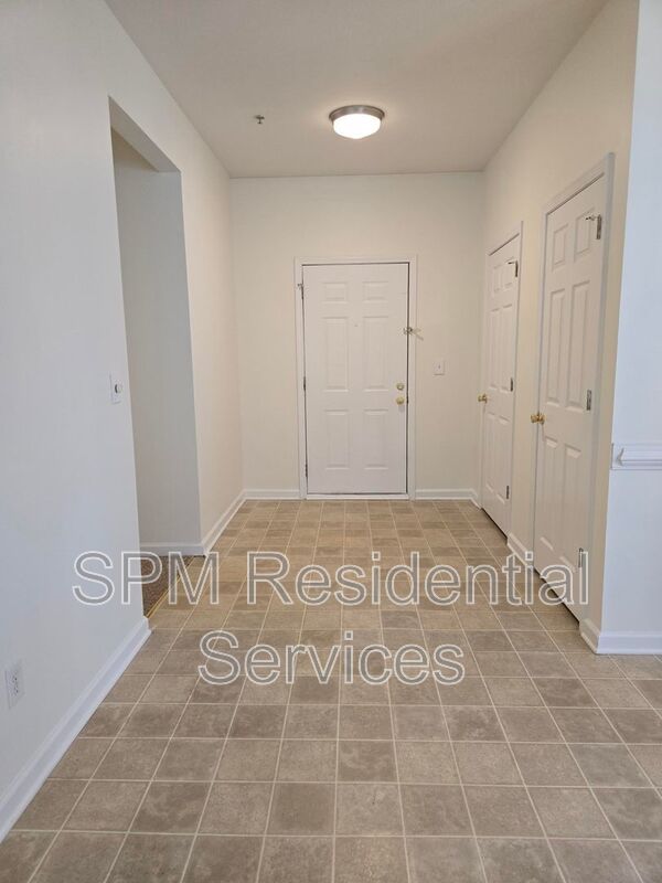 RENT INCLUDES:  Water/Sewer/Trash/Community Pool/ Assigned Parking property image