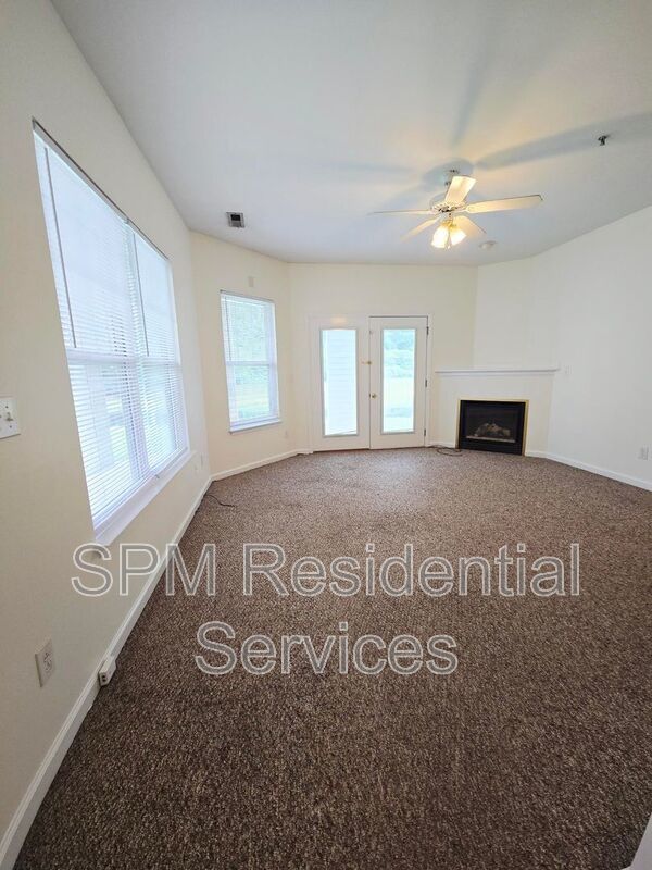 RENT INCLUDES:  Water/Sewer/Trash/Community Pool/ Assigned Parking property image