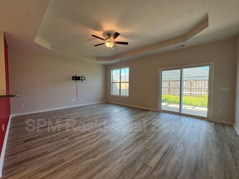 The Pinnacle at Mallory Creek Plantation - Community Pool, Washer & Dryer Included, Screened in Patio property image