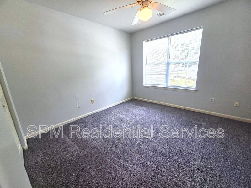2 Bedroom townhome, midtown (1/2 Month FREE Rent) property image