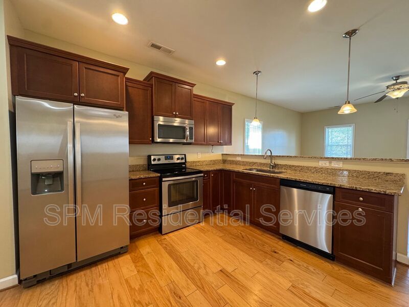 Quiet Neighborhood in Sneads Ferry, Community Dock and Playground, gated community. property image