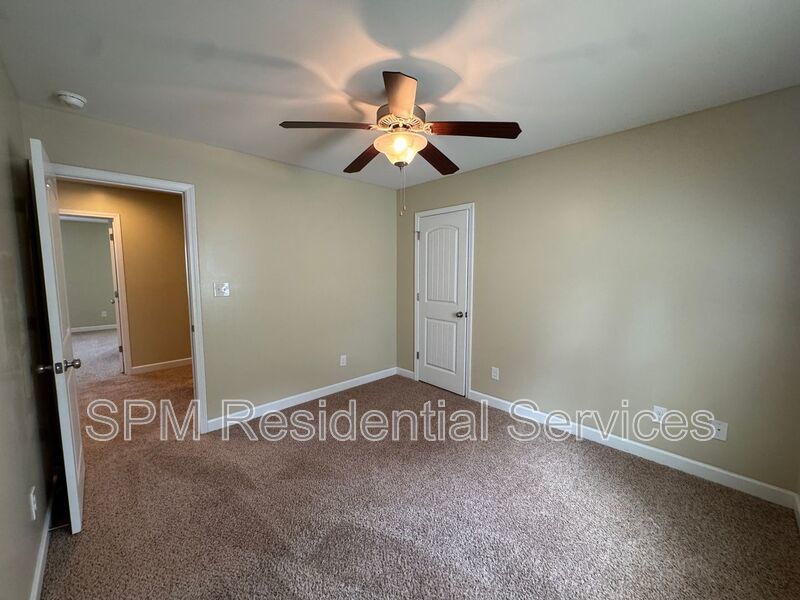 Quiet Neighborhood in Sneads Ferry, Community Dock and Playground, gated community. property image