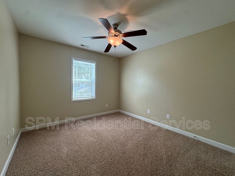 Quiet Neighborhood in Sneads Ferry, Community Dock and Playground, gated community. property image