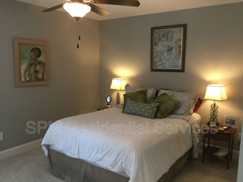 4 Bedroom 2 Story Beautiful Home in Chadwick Shores, close to Jacksonville, Wilmington and Topsail Beach. property image