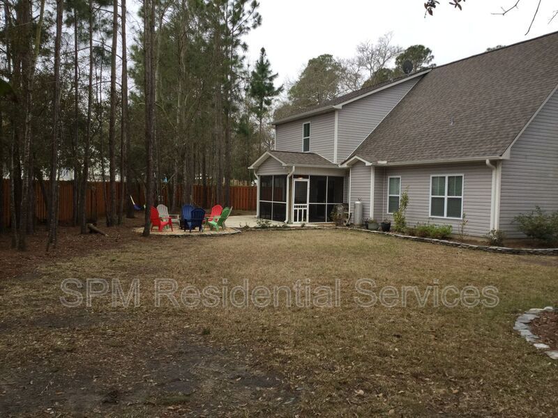4 Bedroom 2 Story Beautiful Home in Chadwick Shores, close to Jacksonville, Wilmington and Topsail Beach. property image