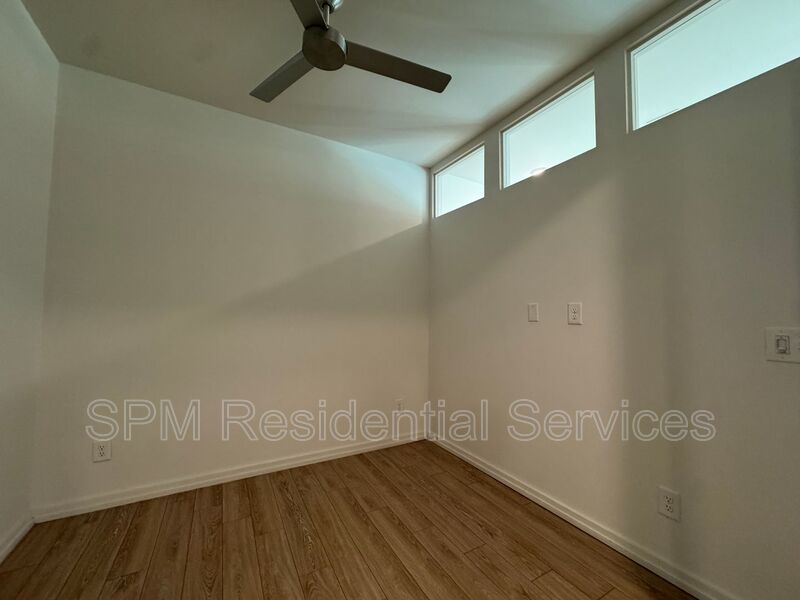 2nd Floor Castle Street, Close to CFCC property image